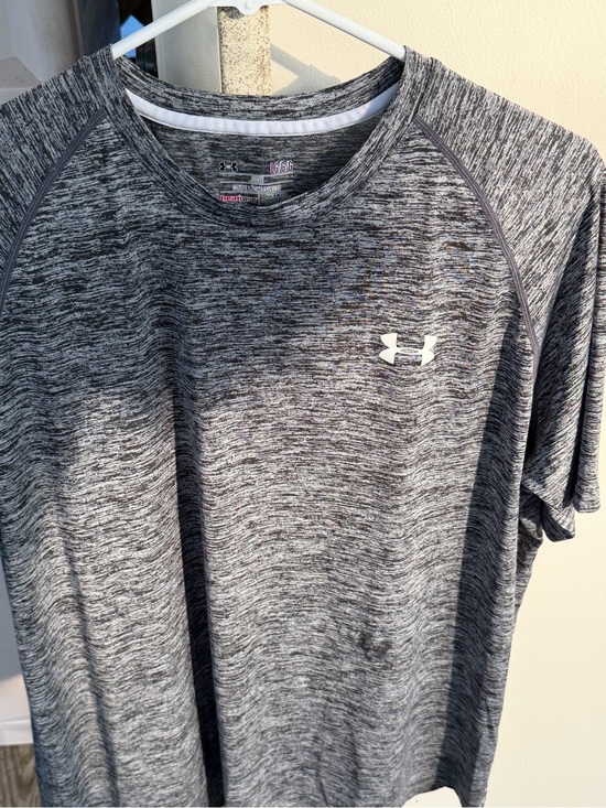 Under Armour Other - Under Armour Gray Heather Short Sleeve Performance Tee